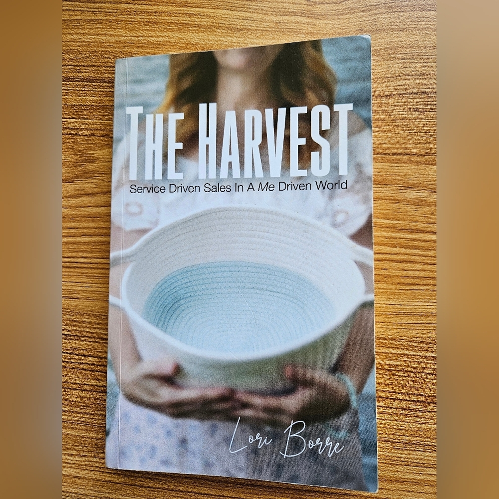 The harvest book by Lori Borre